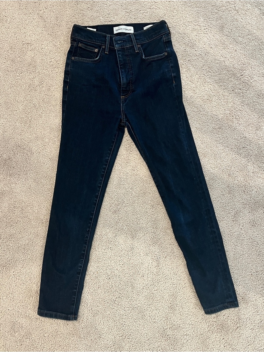 Denim Forum The Lola High rise Skinny Jeans in Dark Blue Wash 26L